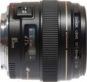 Canon EF 85mm f/1.8 USM