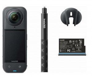 Insta360 X5 Starter Bundle
